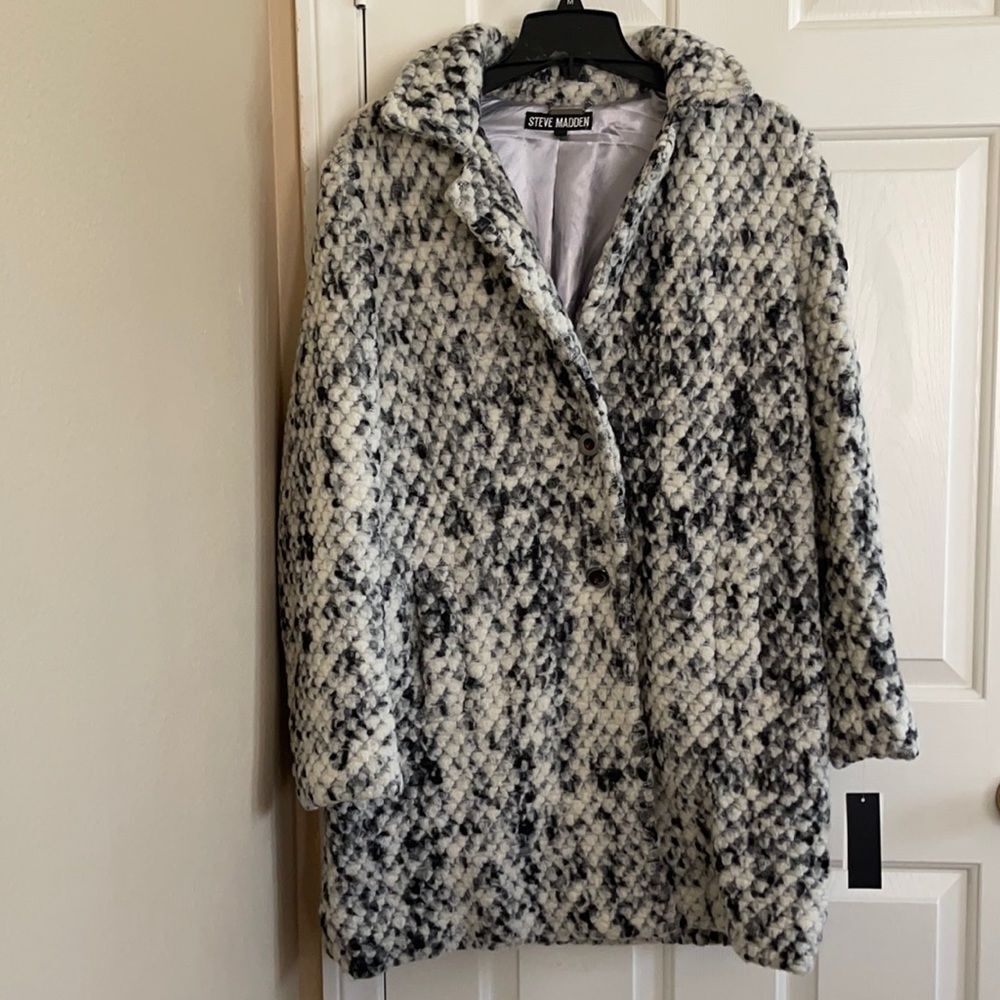 Steve Madden Black/White Coat size M - Picture 1 of 9